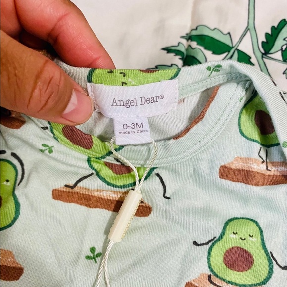 Angel Dear Bamboo Avocado Yoga Sleeper Gown with Elastic Bottom Size 0-3M - Picture 4 of 4